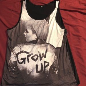 Women’s silk tank top size L